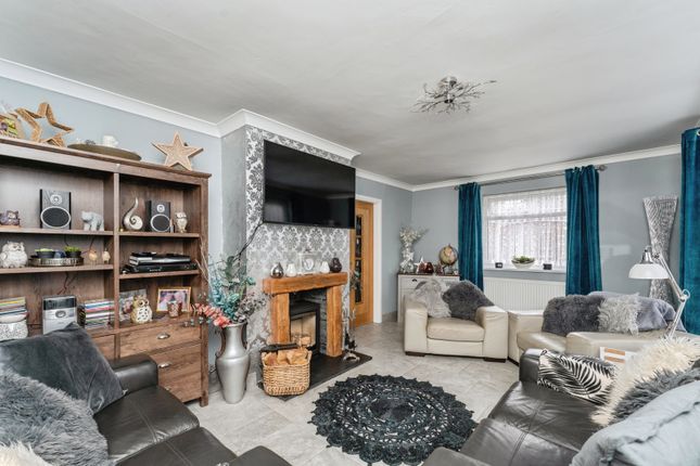 Bryn Maerhon,, Corbett Avenue, Holywell photo 3