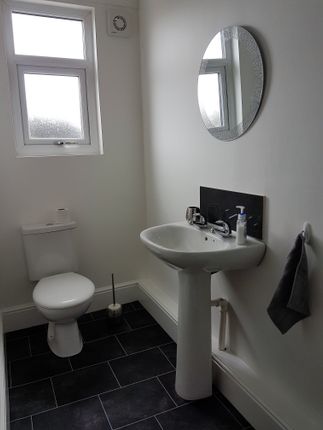 Room to rent in Gerard Road, Rotherham