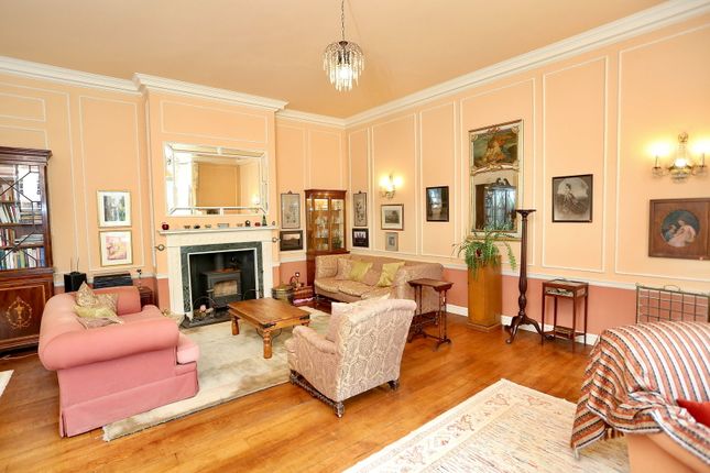 Trebencyn Park,1, Abergavenny photo 4