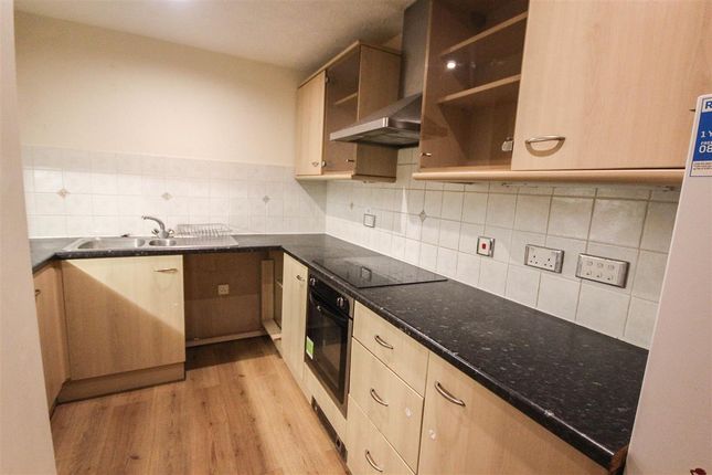 Flat 8, Goldsmiths Court, Southampton photo 3
