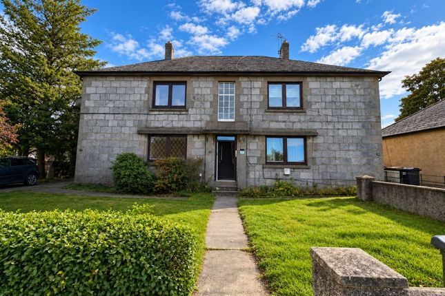 2-bed flat on 125, Middlefield Place, Aberdeen, £65,000