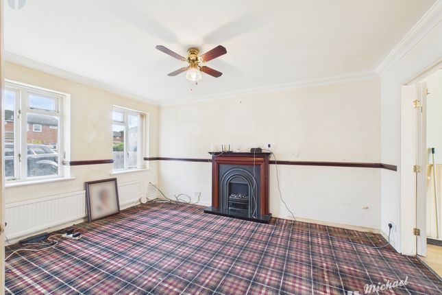 101 Witham Way, Aylesbury photo 3