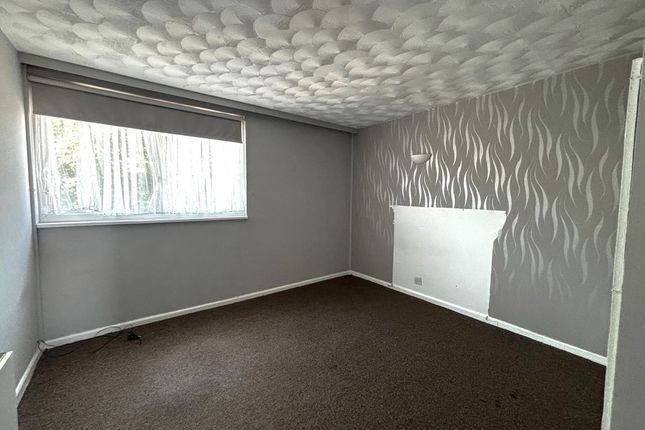 13, Williams Close, Gosport photo 4