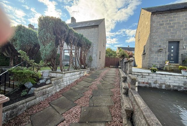 69, Tollohill Crescent, Aberdeen photo 4