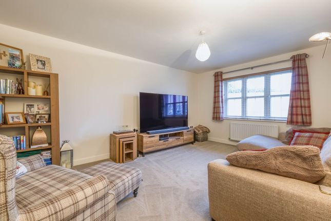 11 Wakefield Drive, Kendal photo 4