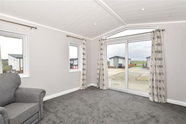 Thumbnail Mobile/park home for sale in The Broadway, Minster On Sea, Sheerness, Kent
