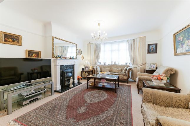 Terraced house for sale in Glenthorpe Road, Morden, London