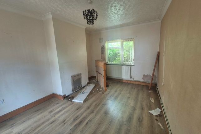 54 Saddlebow Road, King's Lynn photo 2