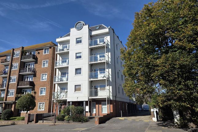 2-bed flat on Flat 7, 4 The Avenue, Eastbourne, £1,600/mo