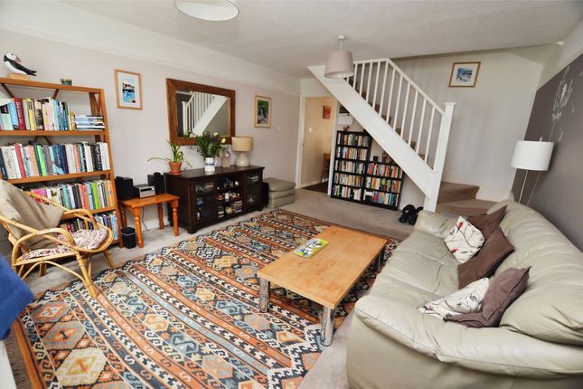 26, Elliott Close, Exeter photo 2