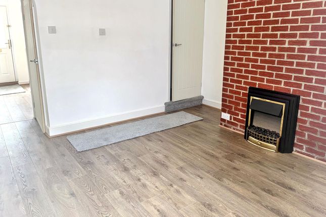 5 Mansfield Road, Nottinghamshire photo 3