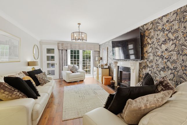 16, Dornoch Court, Bellshill photo 3