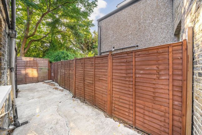 47, Graveney Road, London photo 4