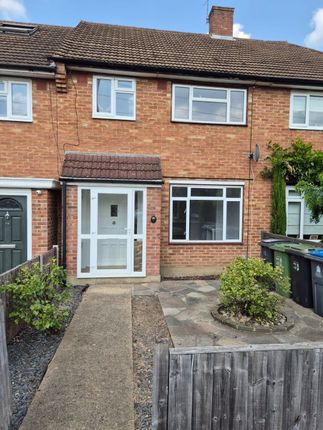 16, Clayton Road, Chessington photo 2