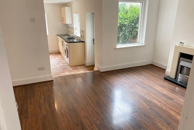 218, Pearl Street, Cardiff photo 4