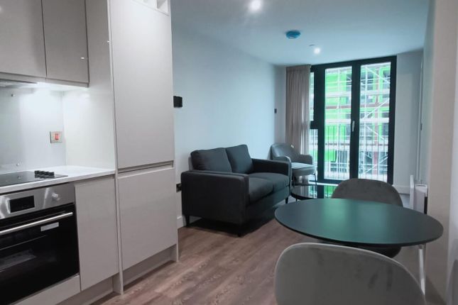 Whatsapp Image 2025-10-16 At 18.02.33 (1).Jpeg