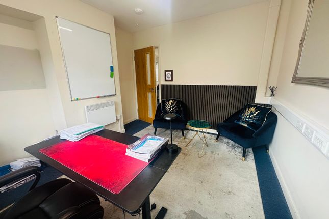 583, cranbrook road , Ilford photo 3