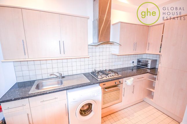 Flat 2, 14, Kellett Road, Brixton photo 3