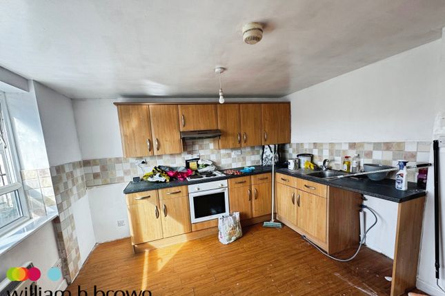Flat 5, 10, Orwell Road, CLACTON-ON-SEA photo 3