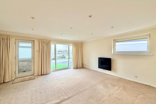 10, Hogarth Close, Plymouth photo 3