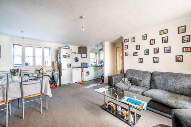 Flat for sale in Clarence Road, Manor Park, London