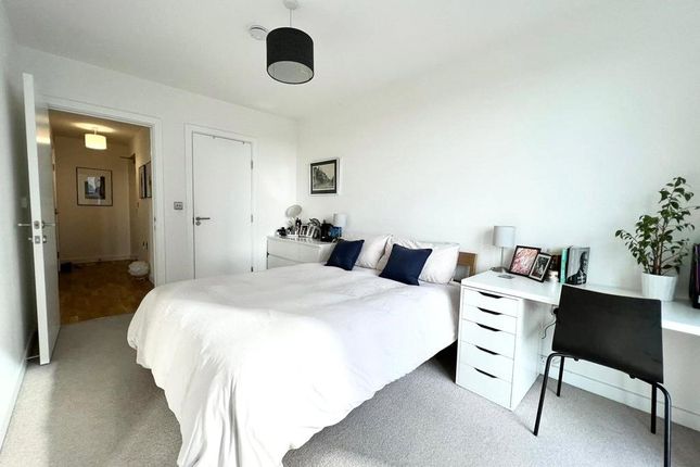 58, Centenary Heights, Greenwich photo 4