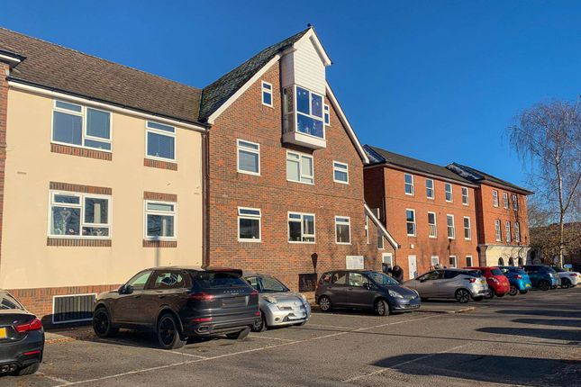 Thumbnail Terraced house for sale in Lady Place Court, Market Square, Alton