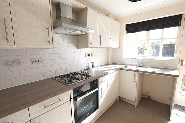 4, Gordon Park, Cottingham photo 4