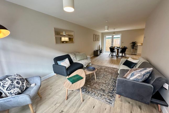 Flat for sale in Apartment 9, Whittle House, 19 Warwick Street