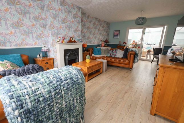 8, Pill Way, Clevedon photo 4