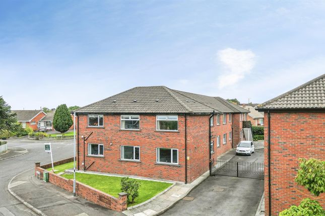Carrickburn Court, Carrickfergus photo 2