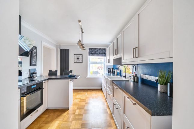 Riversdale, Park Close, Brockenhurst photo 4