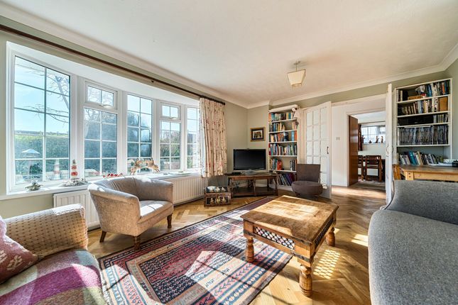 5 Church Road, Chichester photo 3