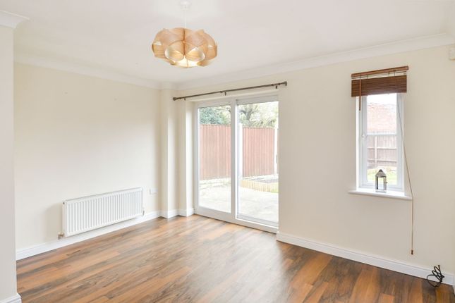 28, Ireton Close, Belper photo 3