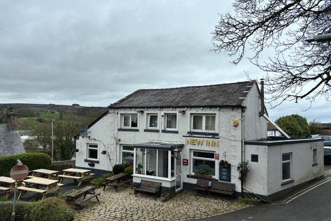 Thumbnail Pub/bar for sale in Skipton Old Road, Colne
