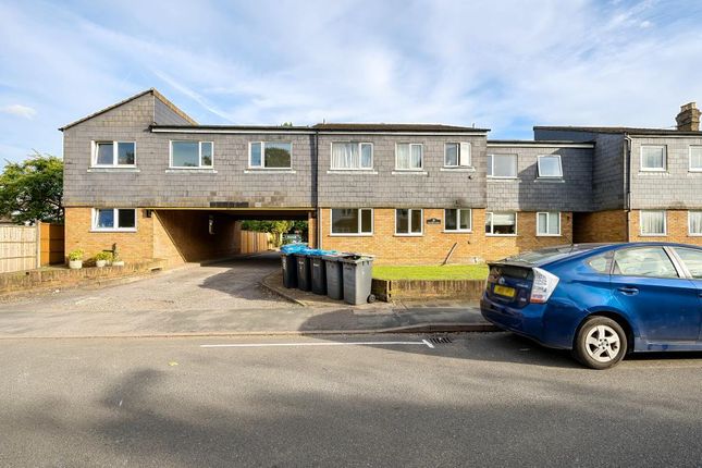 Thumbnail Flat to rent in Staines, Surrey