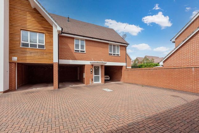 Thumbnail Flat for sale in Horsley Road, Maidenhead