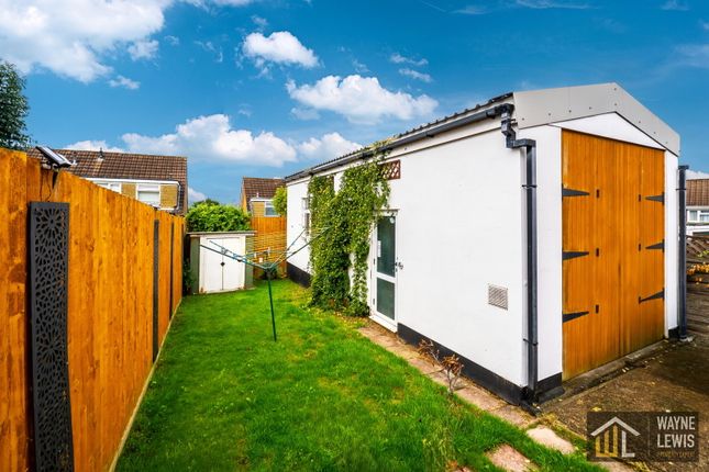 23, Maple Close, Caerphilly photo 4
