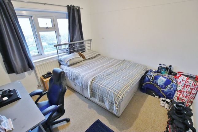 Flat for sale in Telegraph Road, Heswall, Wirral