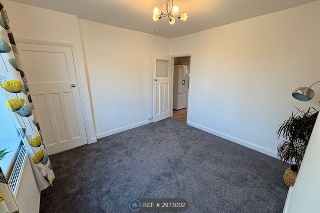 Landsdown Grove, Long Eaton, Nottingham photo 3
