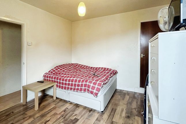 Flat for sale in Woodgate, Leicester