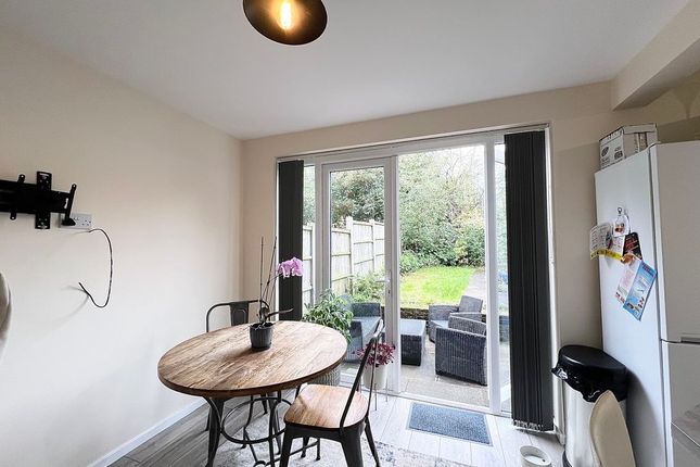 325, Moorside Road, Manchester photo 3