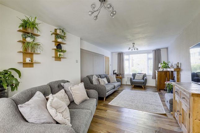 1 Gloucester Avenue, Nottingham photo 2