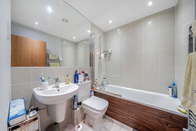 Warnham Grove, Orpington photo 4