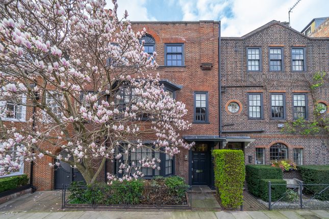Thumbnail Town house for sale in Mallord Street, London