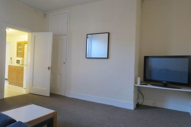 264, Wingrove Ave, Newcastle Upon Tyne photo 2