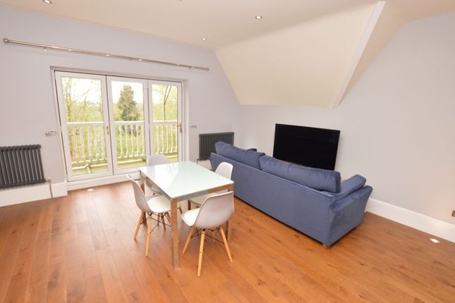 Flat to rent in 2 Bedroom 2 Bathroom Apartment, Broadwater Down, Tunbridge Wells