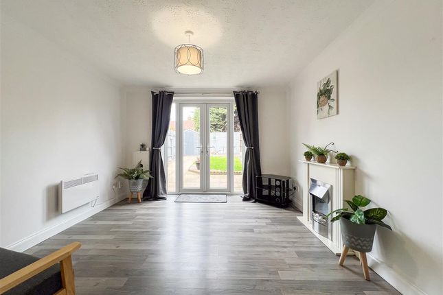25, Sunbeam Way, Birmingham photo 4