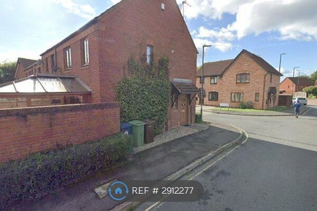 James Way, Hucclecote, Gloucester photo 2