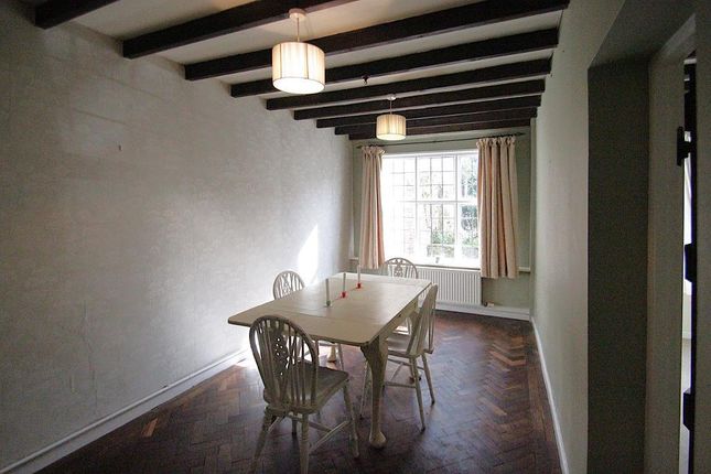Old Court Cottage, High Street, Hawkhurst photo 4